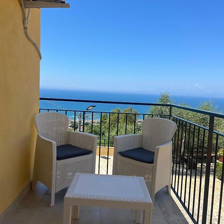 B&B "L'Eco Del Mare" Агрополі Екстер'єр фото